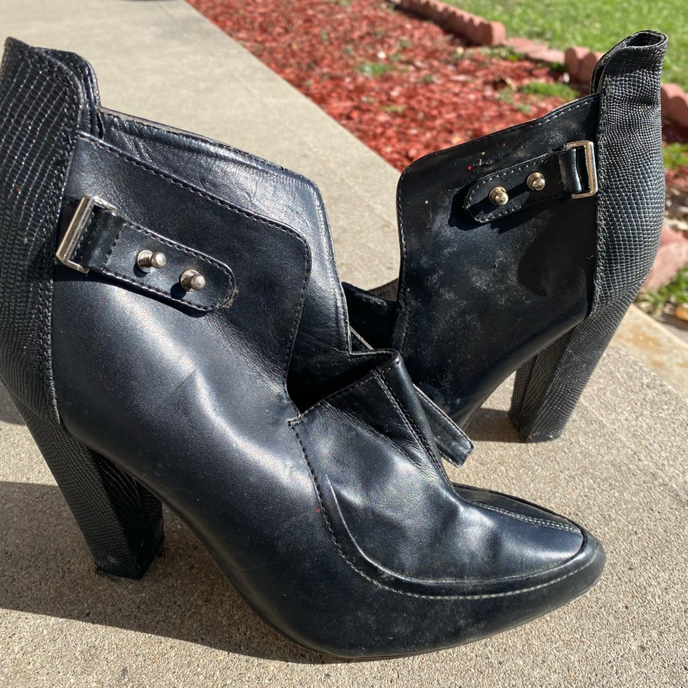 Black Ankle Bootie Heel, Women’s, Size 7.5, Patent Leather